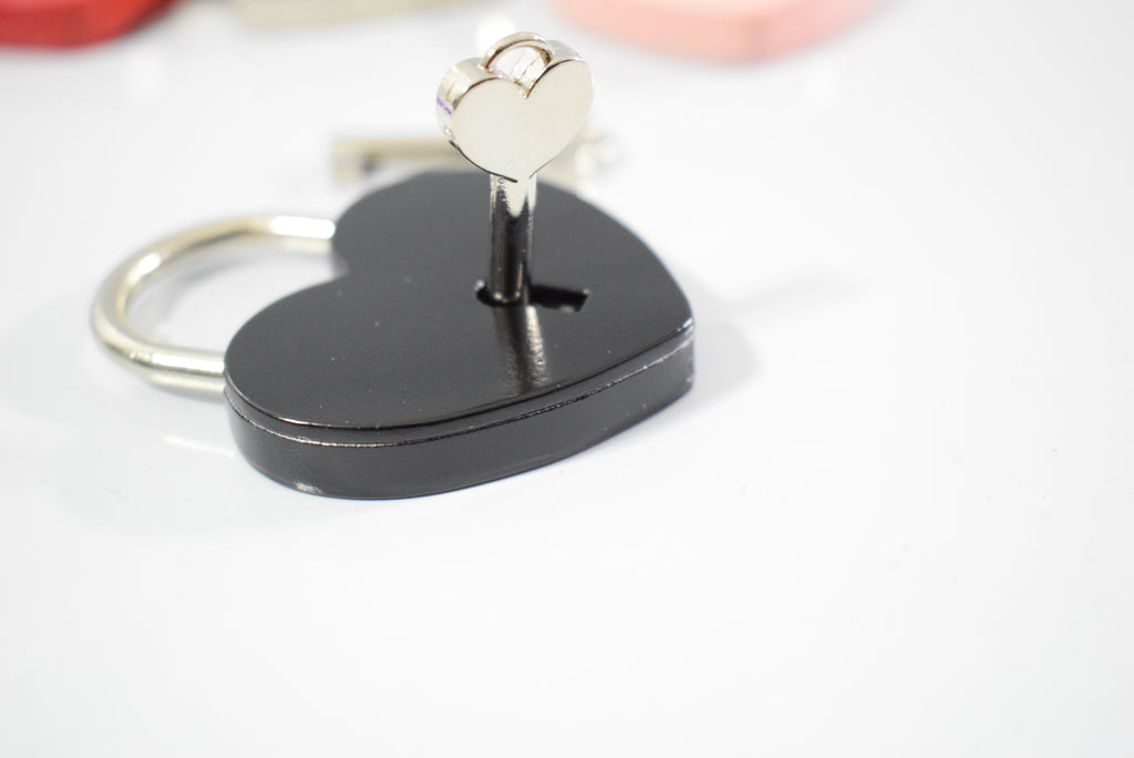 Love Lock Heart Shaped Engraved perrsonalised keepsake