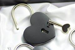 Love Lock Heart Shaped Engraved perrsonalised keepsake Black